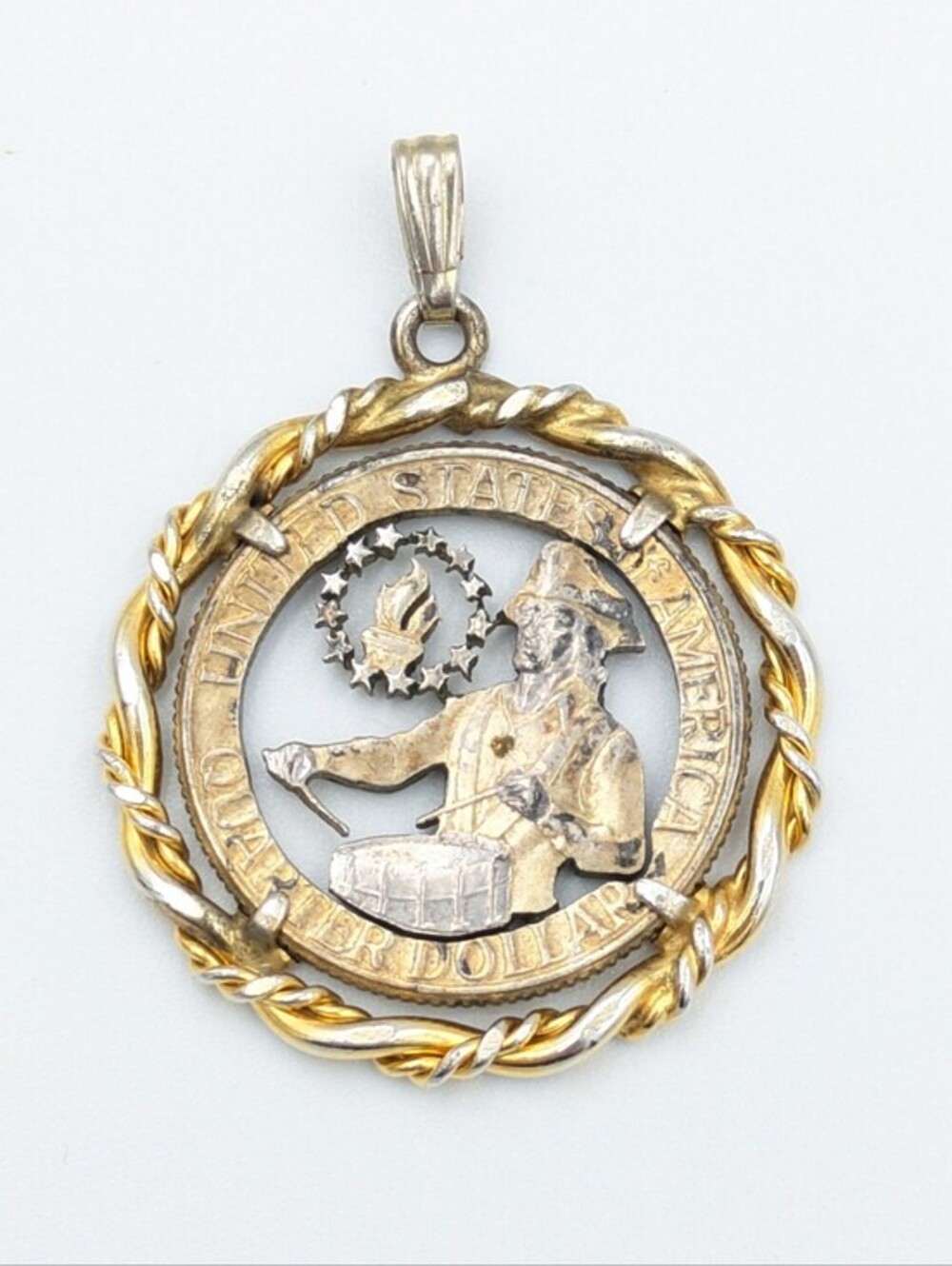 Vintage USA Bicentennial Quarter Cut Coin Necklace Pendant
